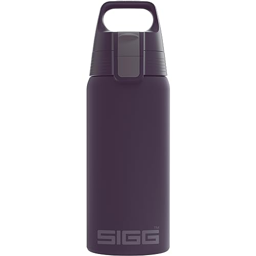 SIGG - Isolierte Trinkflasche - Shield Therm One Nocturne - Für kohlensäurehaltige Getränke geeignet - Auslaufsicher - Spülmaschinenfest - BPA-frei - 90% recycelter Edelstahl - Dunkel Violett - 0.5L von SIGG