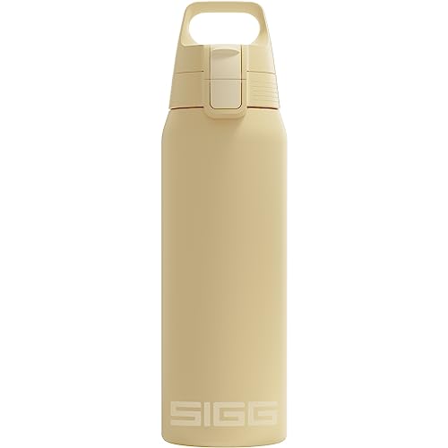 SIGG - Isolierte Trinkflasche - Shield Therm One Opti Yellow - Für kohlensäurehaltige Getränke geeignet - Auslaufsicher - Spülmaschinenfest - BPA-frei - 90% recycelter Edelstahl - Gelb - 0.75L von SIGG