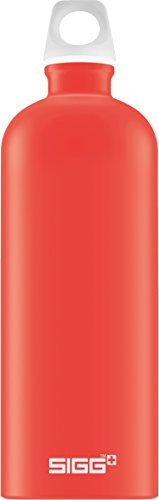 SIGG - Alu Trinkflasche - Traveller Scarlet Touch - Klimaneutral Zertifiziert - Für Kohlensäurehaltige Getränke Geeignet - Auslaufsicher - Federleicht - BPA-frei - Rot - 1L von SIGG
