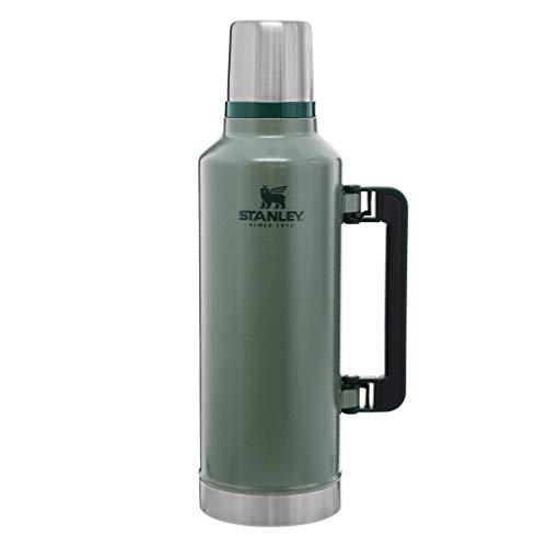 STANLEY Klassische vakuumisolierte Weithalsflasche – Hammertone Green – BPA-freie Thermoskanne aus 18/8 Edelstahl für kalte und heiße Getränke – 2,5 QT von STANLEY