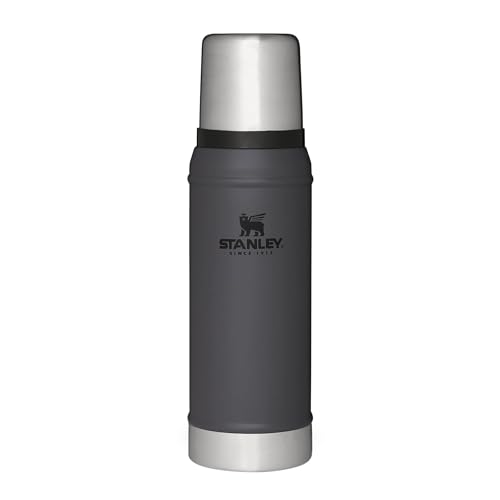 Stanley Classic Legendary Thermosflasche 750 ml - Thermos Hält 20 Stunden Heiß oder Kalt - Edelstahl Thermoskanne - BPA-Frei - Spülmaschinenfest - Charcoal von STANLEY
