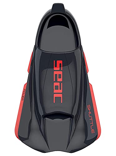 SEAC Shuttle, Kurze Schwimmflossen aus 100 % Silikon, entworfen für Kraft- oder Cardio-Training von Seac