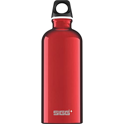 SIGG - Alu Trinkflasche - Traveller Rot - Klimaneutral Zertifiziert - Für Kohlensäurehaltige Getränke Geeignet - Auslaufsicher - Federleicht - BPA-frei - Rot - 0,6L von SIGG