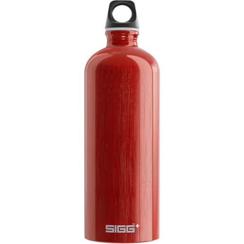 SIGG - Alu Trinkflasche - Traveller Rot - Klimaneutral Zertifiziert - Für Kohlensäurehaltige Getränke Geeignet - Auslaufsicher - Federleicht - BPA-frei - Rot - 1L von SIGG