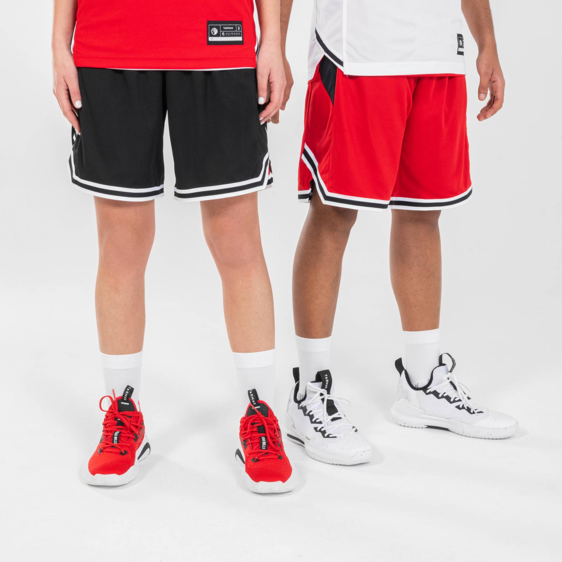 Damen/Herren Basketball Shorts wendbar - SH500R schwarz/rot von TARMAK