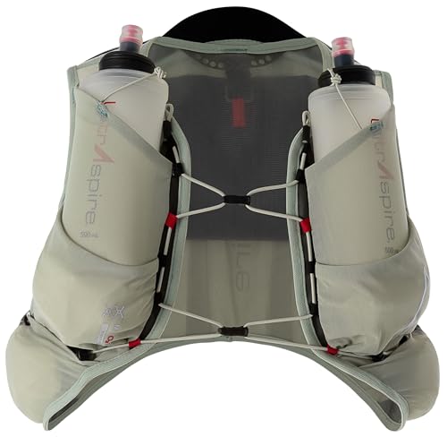 UltrAspire Bronco leichte Laufweste – 5 l Flüssigkeitskapazität für Hydratationsoptionen, einschließlich eines 1-Liter-Reservoirs (nicht im Lieferumfang enthalten), Desert Sage mit weichen Flaschen, M von Ultraspire