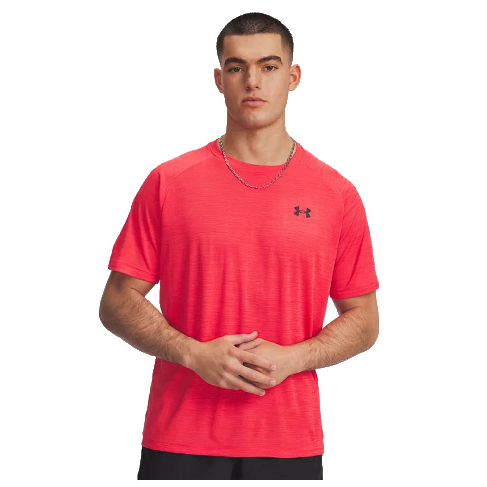 Under Armour Tech Textured Short Sleeve T-shirt Rot XL / Regular Mann von Under Armour