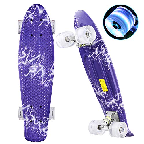 WeSkate Mini Cruiser Skateboard Retro Komplettboard 22" 55cm Vintage Skate Board mit Kunststoff Deck und blinkenden Ywhb-12 Purple Einheitsgröße von WeSkate