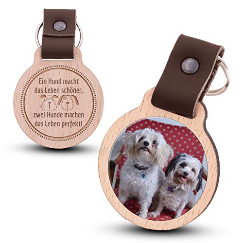 Wogenfels - Schlüsselanhänger aus Holz mit kratzfestem Foto und Gravur Hunde Machen das Leben schöner (dunkelbraunes Lederband) von Wogenfels