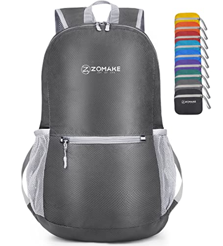 ZOMAKE Ultraleicht Faltbarer Rucksack - Packbare Backpacks 20L,Kleiner Faltbar Rucksäcke Wanderrucksack Wasserdicht für Damen Herren Outdoor Wandern(Dunkelgrau) von ZOMAKE