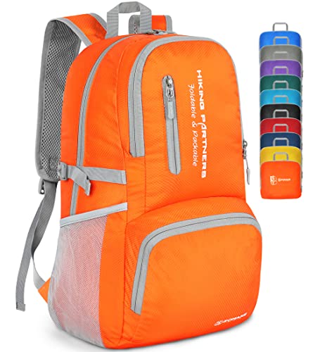 ZOMAKE Leicht Faltbarer Rucksack - Packbare Backpacks 35L,Kleiner Faltbar Rucksäcke Wanderrucksack Wasserdicht Rucksäcke für Damen Herren Outdoor Wandern(Orange) von ZOMAKE