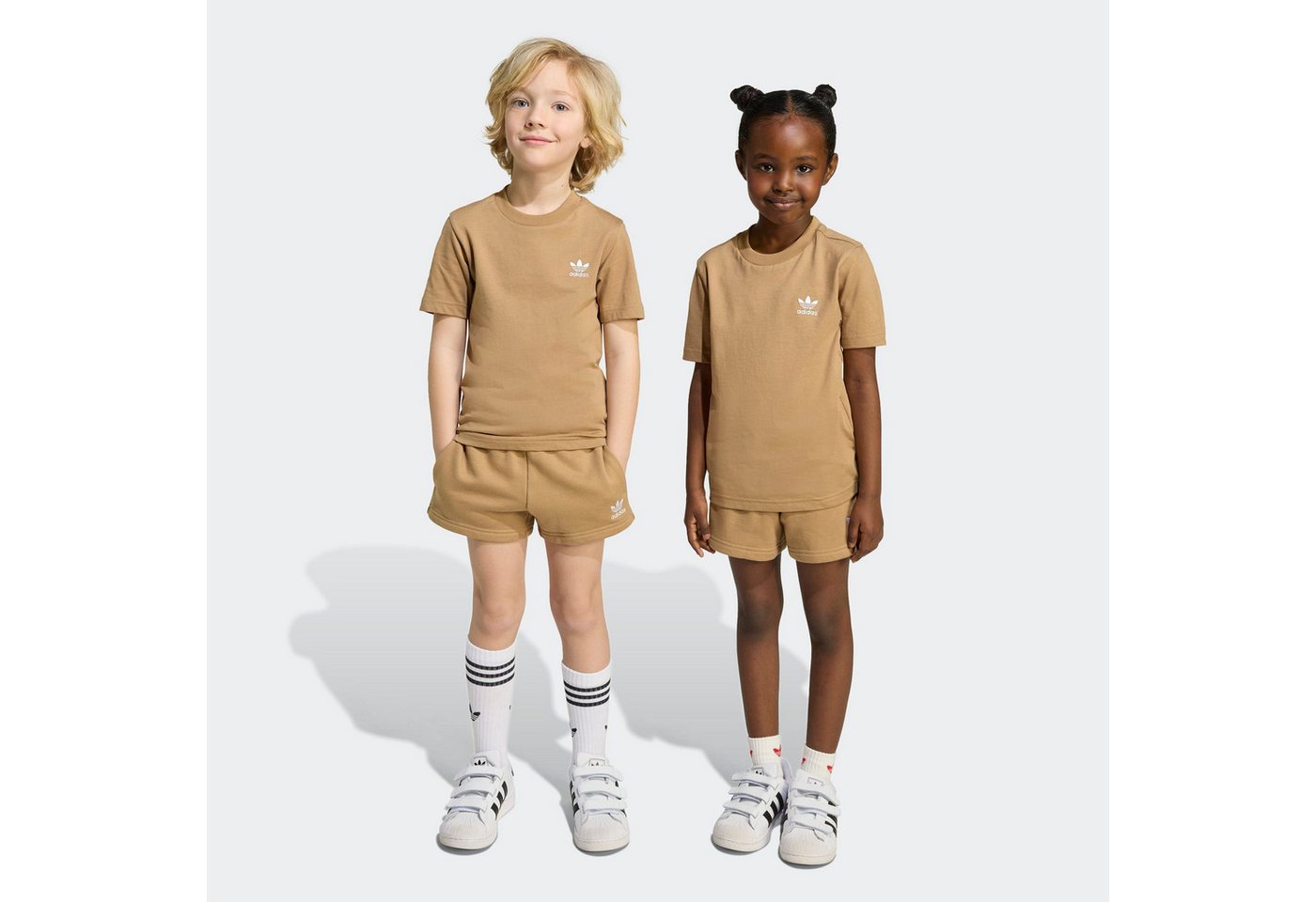 adidas Originals Trainingsanzug SHORT TEE SET (2-tlg) von adidas Originals