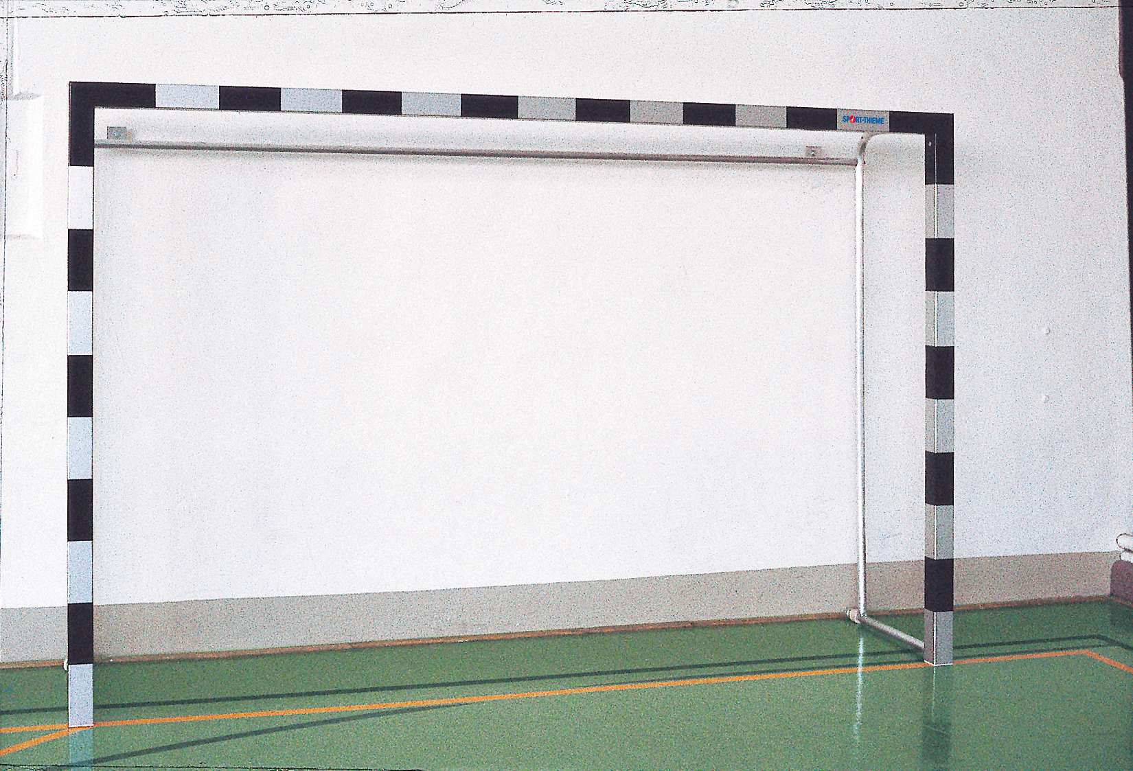 Sport-Thieme Handballtor aus Aluminium, 3x2 m, Mit anklappbaren Netzbügeln von Sport-Thieme