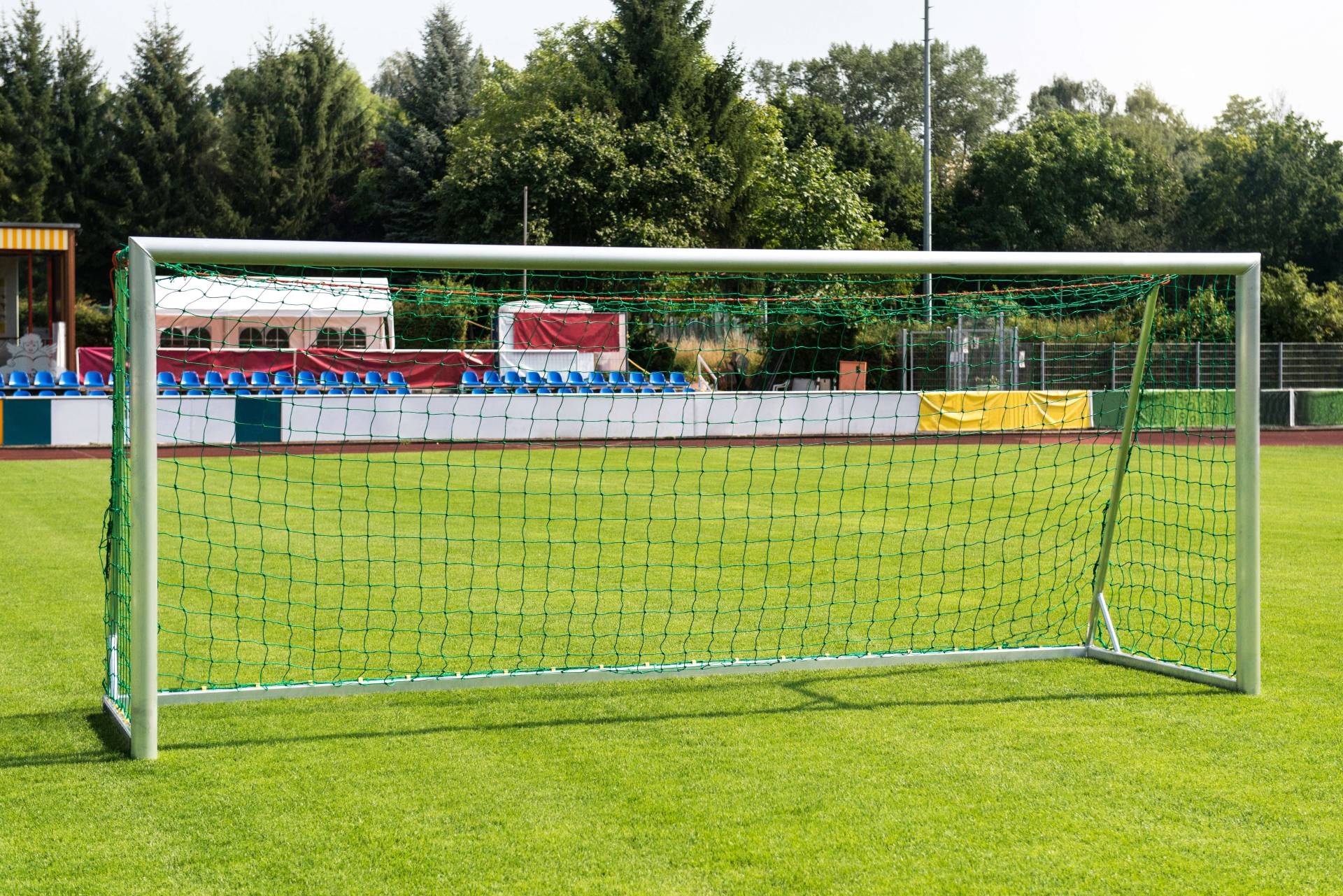 Sport-Thieme Jugend-Fußballtor mit Netzbefestigung SimplyFix, frei stehend, vollverschweißt, 1,50 m von Sport-Thieme