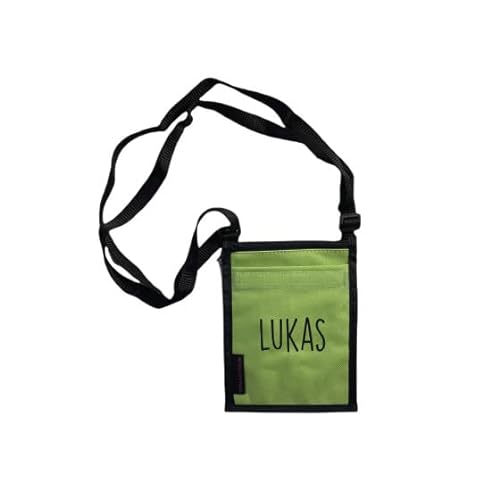 Brustbeutel mit Namen Bedruckt | personalisierbare Brusttasche 17x13 cm | zum Umhängen mit Klarsichtfenster für Schülerausweis Buskarte (grün) von minimutz