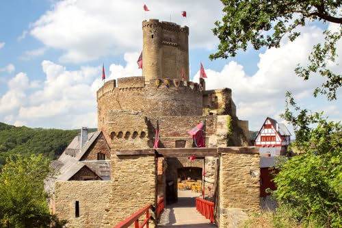 mydays Geschenkgutschein: Mittelalter-Krimi & Dinner auf der Burg bei Koblenz von mydays