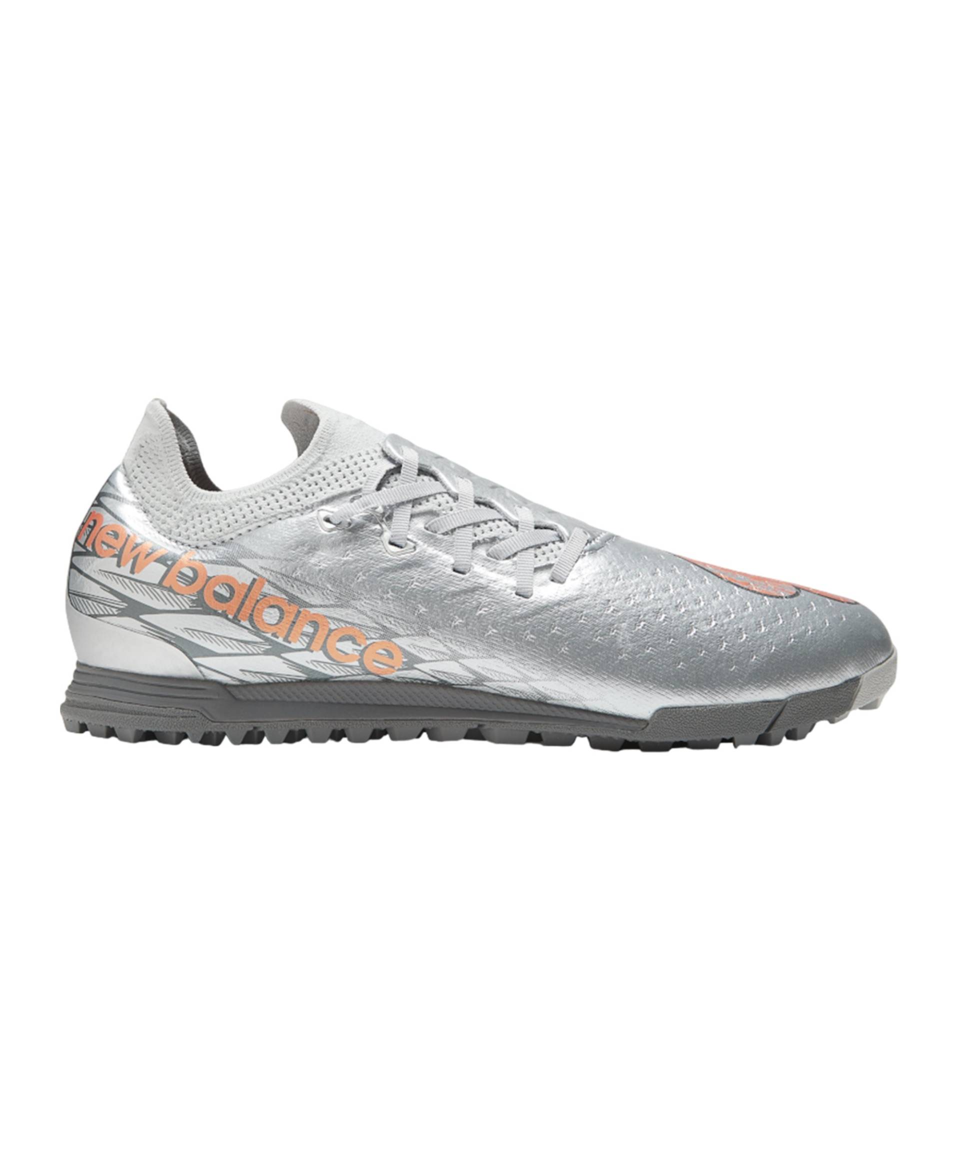 New Balance Furon V7 Pro TF Own Now Silber FGG7 von newbalance