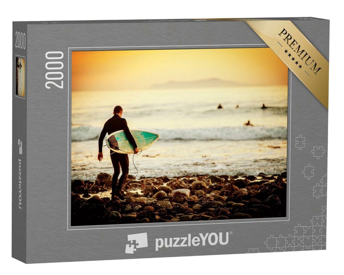 puzzleYOU Puzzle Surfer auf dem Weg in die Wellen, 2000 Puzzleteile, puzzleYOU-Kollektionen Sport von puzzleYOU